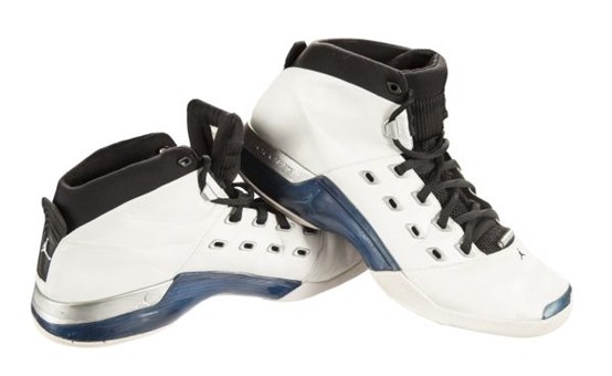 Michael Jordan 2001-02 Game Used Jordan Sneakers from First Season with Washington Wizards